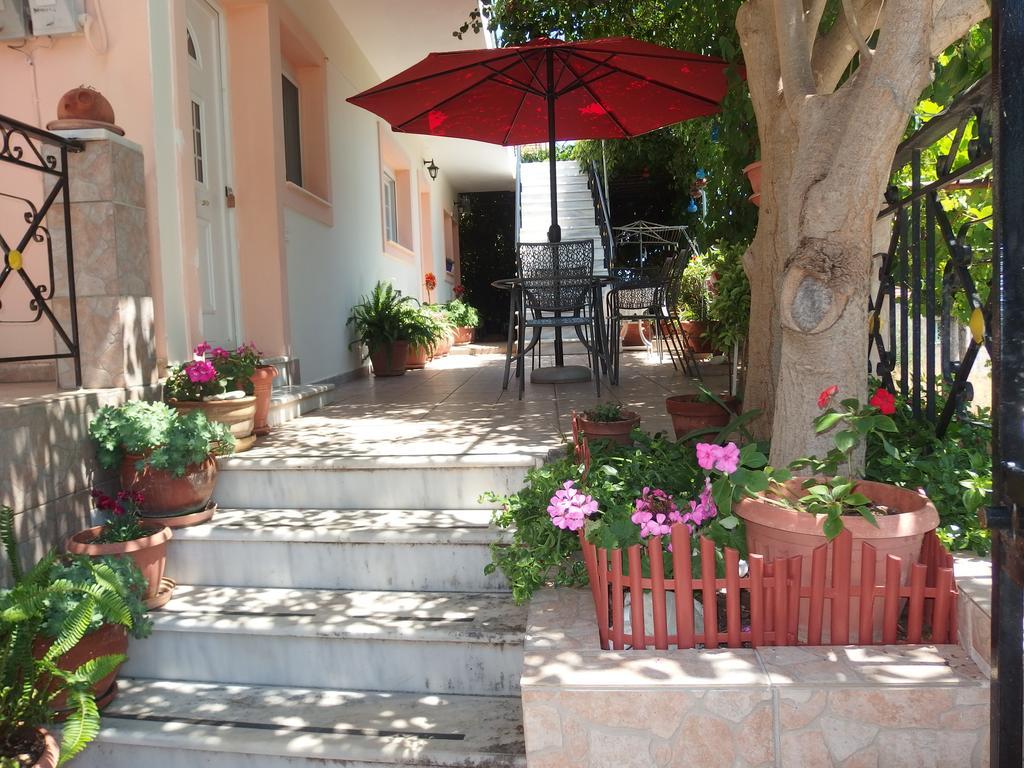 Christos Studios Zola Exterior photo